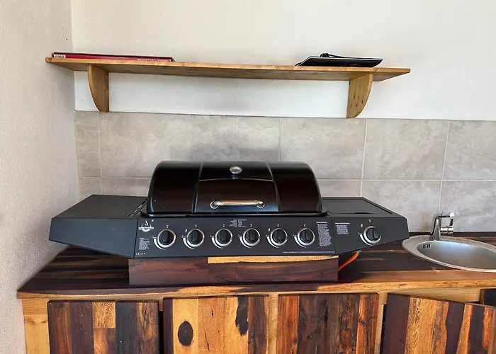 Manuela בית נופש Kras